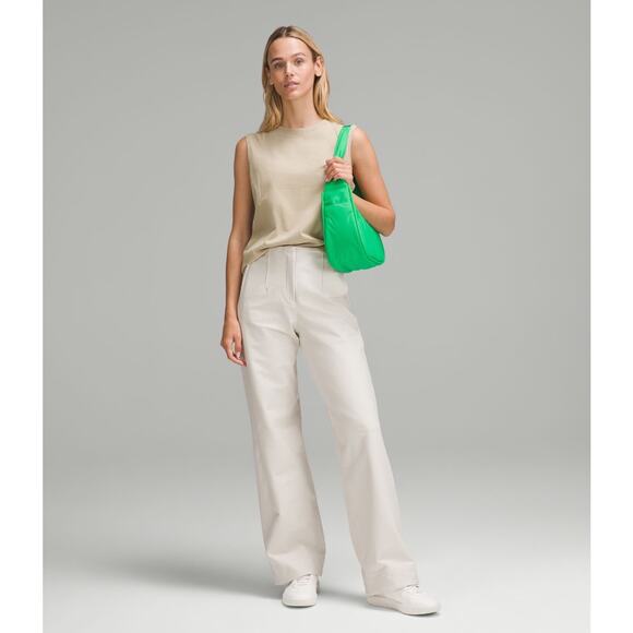 NWT RARE Lululemon Mini Shoulder Bag 4L Green Punch - Picture 2 of 7